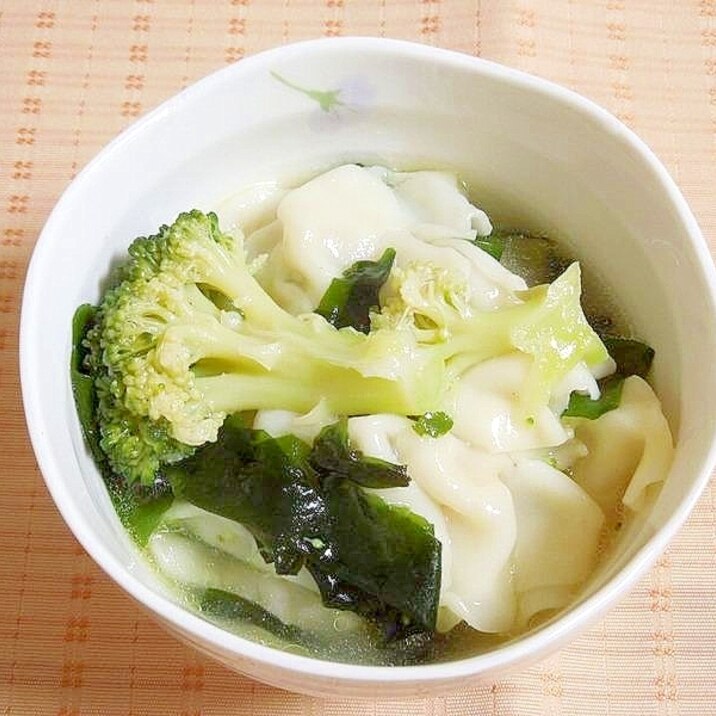 創味シャンタンDX餃子鍋→スープ豆腐→〆の雑炊